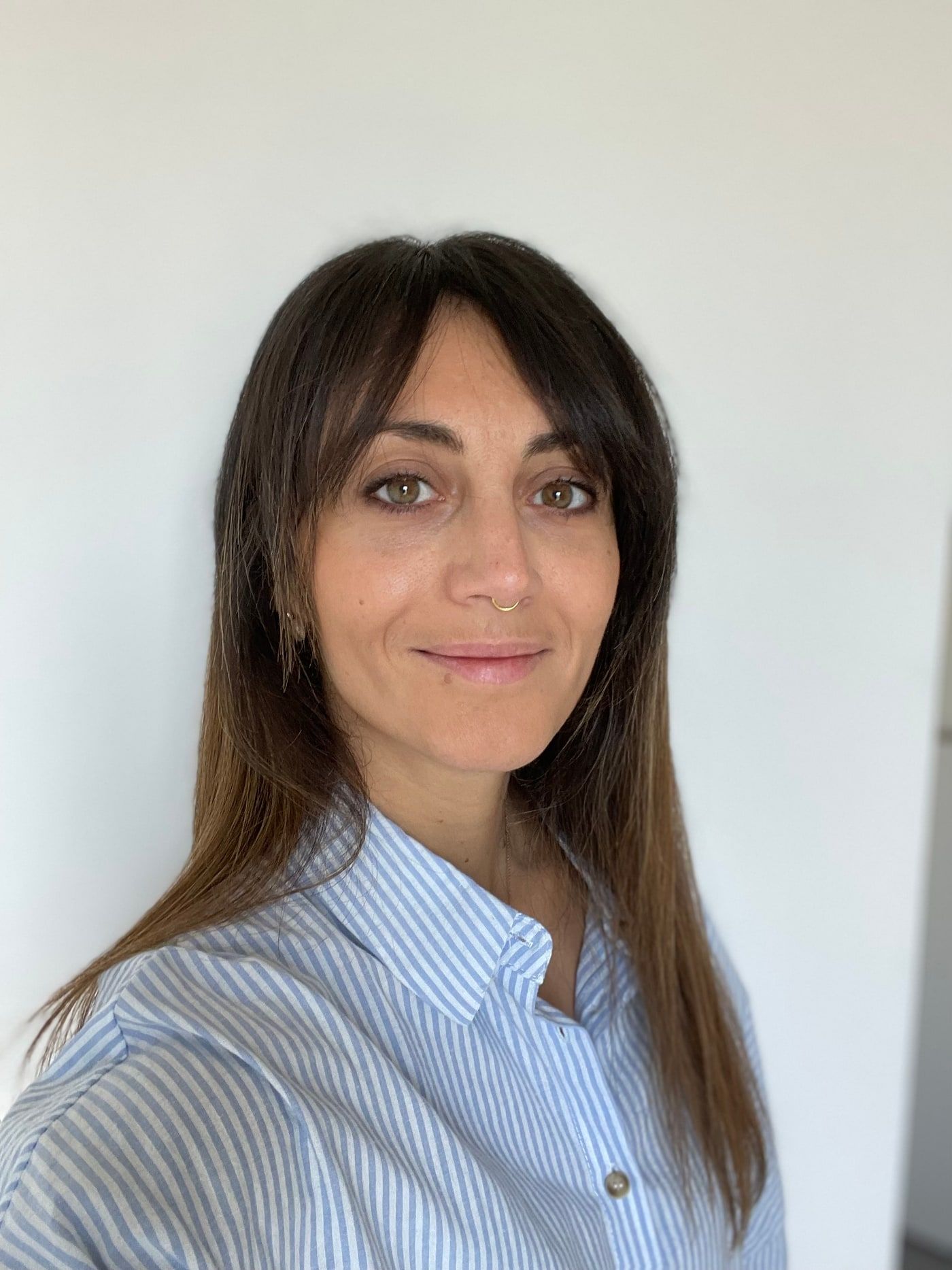Portrait de Julie Aupetit, sage-femme échographiste à Juvignac